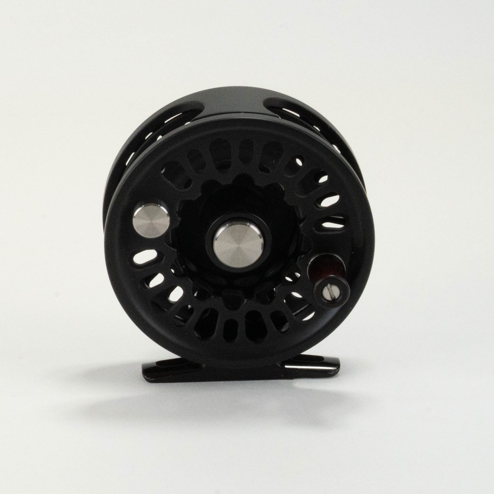 http://outfishers.com/cdn/shop/files/Outfishers_Used_Fly_Reels_Abel_Super4_458296_2.jpg?v=1710803382