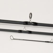 Load image into Gallery viewer, Douglas Sky G 690-4 Fly Rod - 6wt 9ft 0in 4pc
