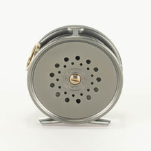 Load image into Gallery viewer, Hardy Perfect 3 1-8th Fly Reel

